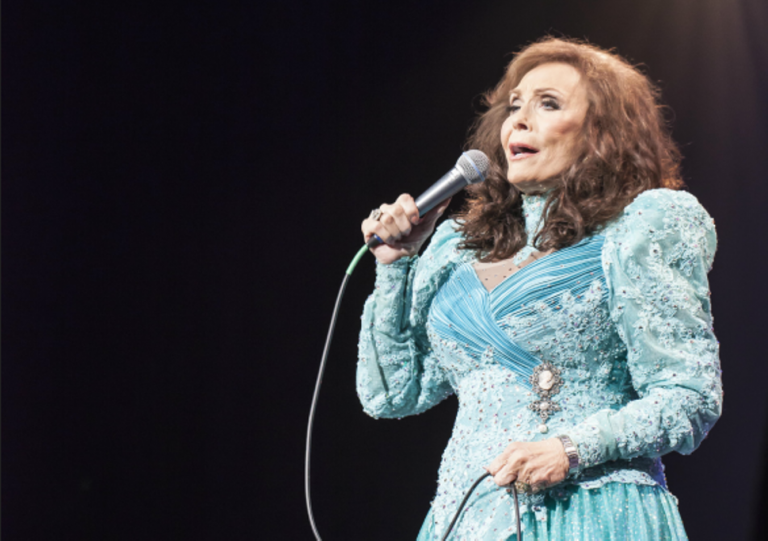 LORETTA LYNN W/ BRANDY CLARK AT THE RYMAN, 10/10/14