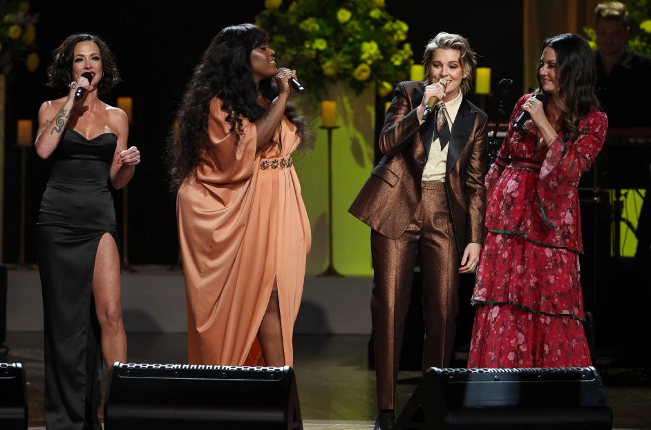 Billboard: Loretta Lynn’s Life Celebrated by George Strait, Brandi Carlile, Tanya Tucker and More