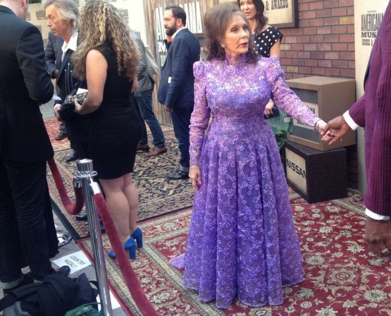 Loretta Lynn Receives Lifetime Achievement Award For Songwirting From Americana Music Association